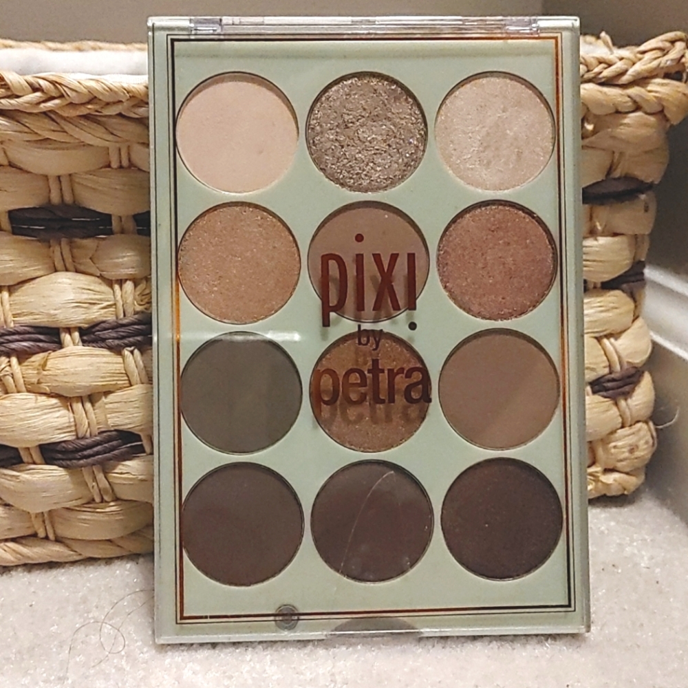 Pixi by Petra Eye Reflection Shadow Natural Beauty